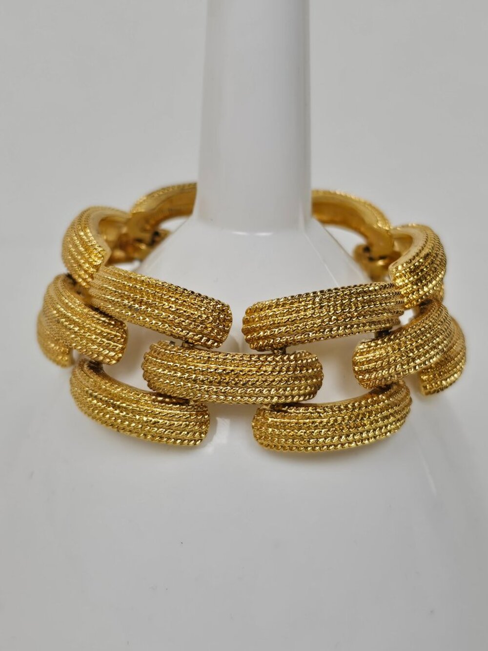 Vtg Monet Ad Piece Gold Plated Textured Links Tank Track Chunky Runway Bracelet